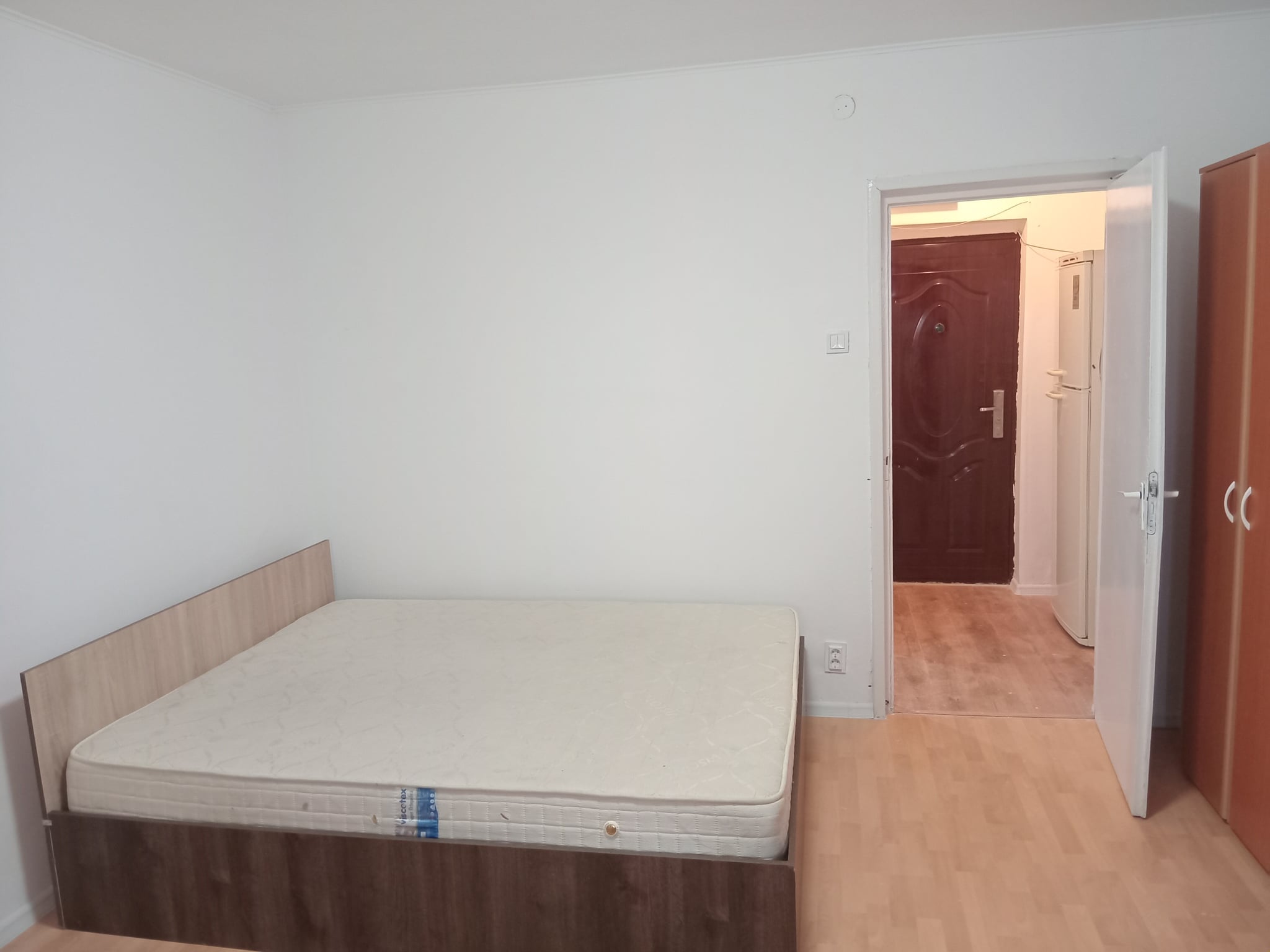 Închiriez garsonieră Drumul Taberei - 9