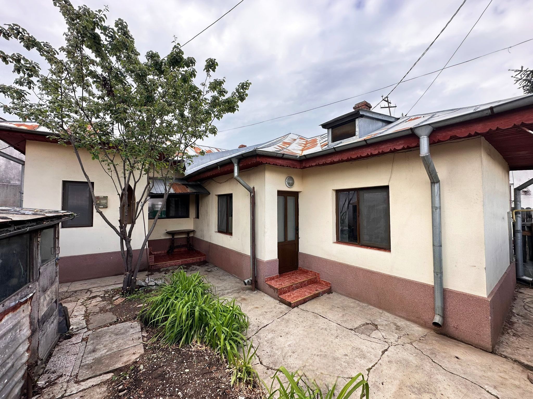 CASĂ 5 CAMERE 135MP, TEREN 290 MP, 💵 74.000  EURO, PLOIESTI, Str. TARCAULUI, DIRECT PROPRIETAR - 2