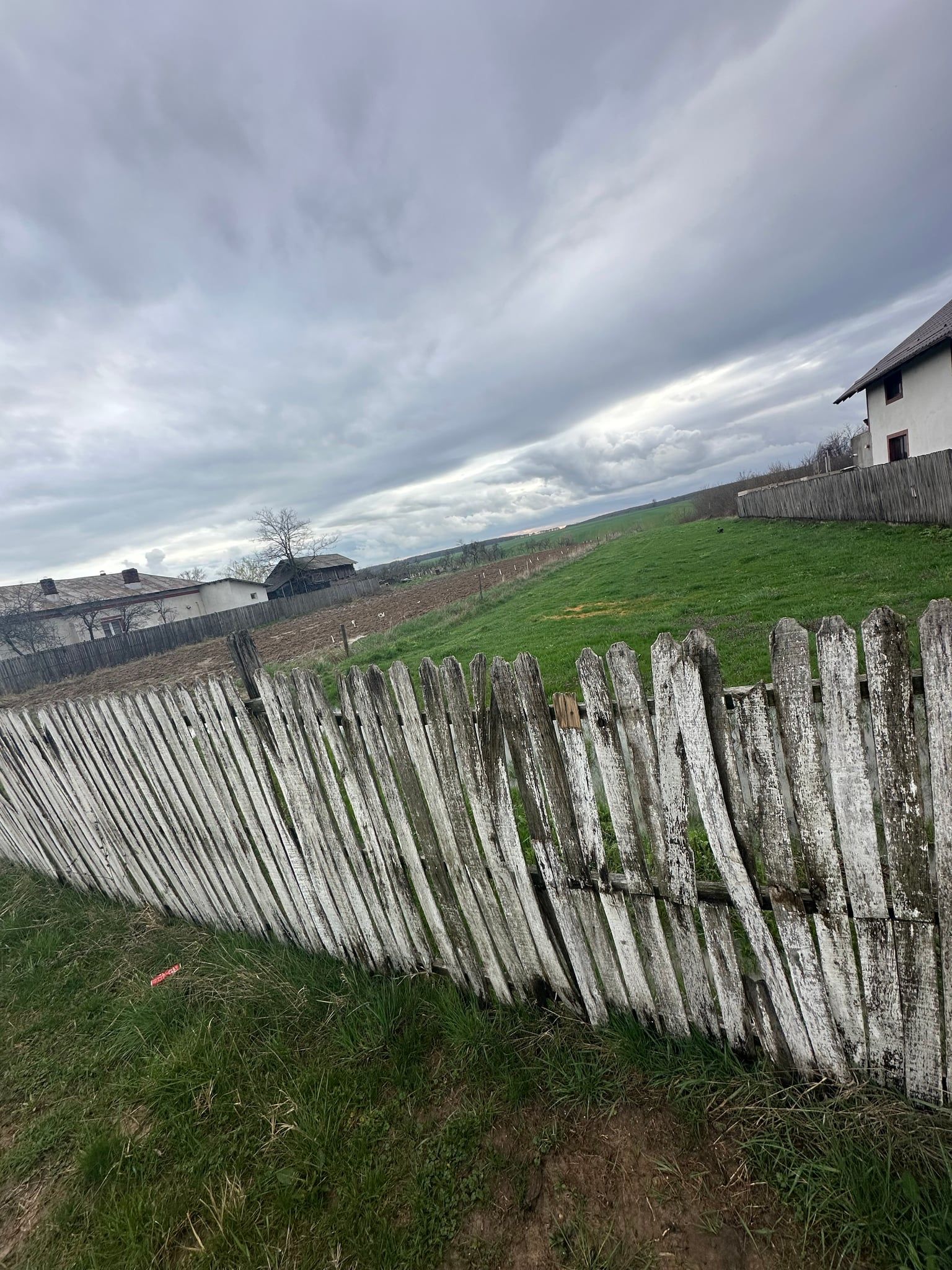 Teren intravilan de vânzare 2800mp