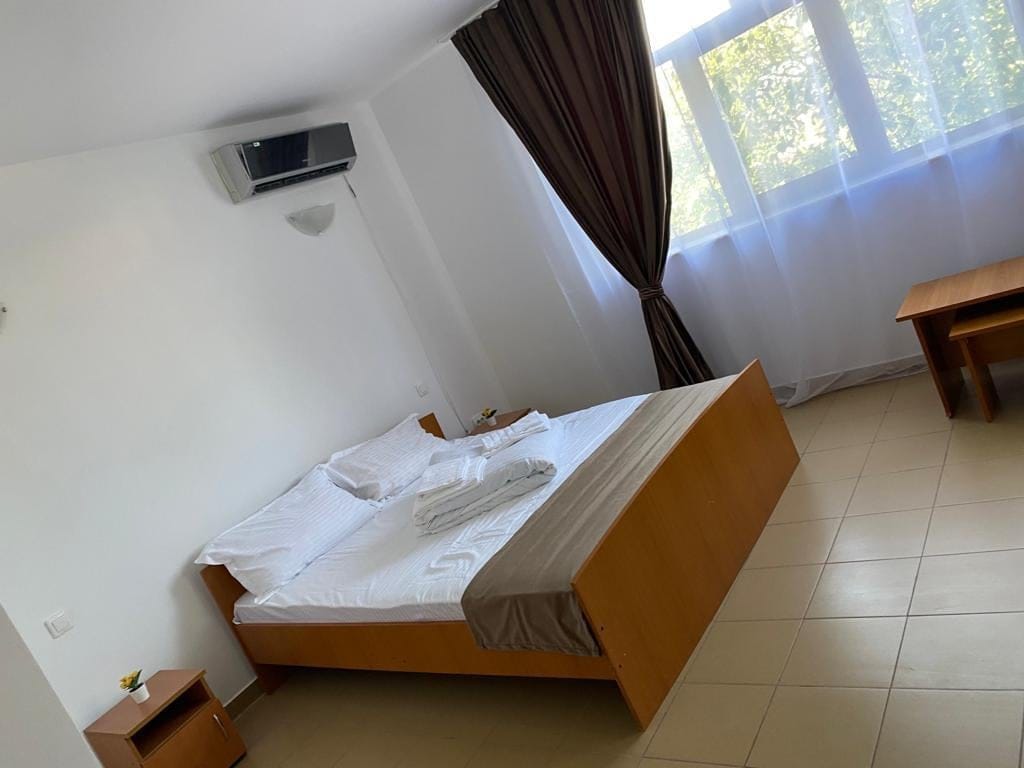 Vilă P+1+M, 640 mp construiți, teren 1.050 mp, 12 dormitoare – Schitu, Costinești - 17
