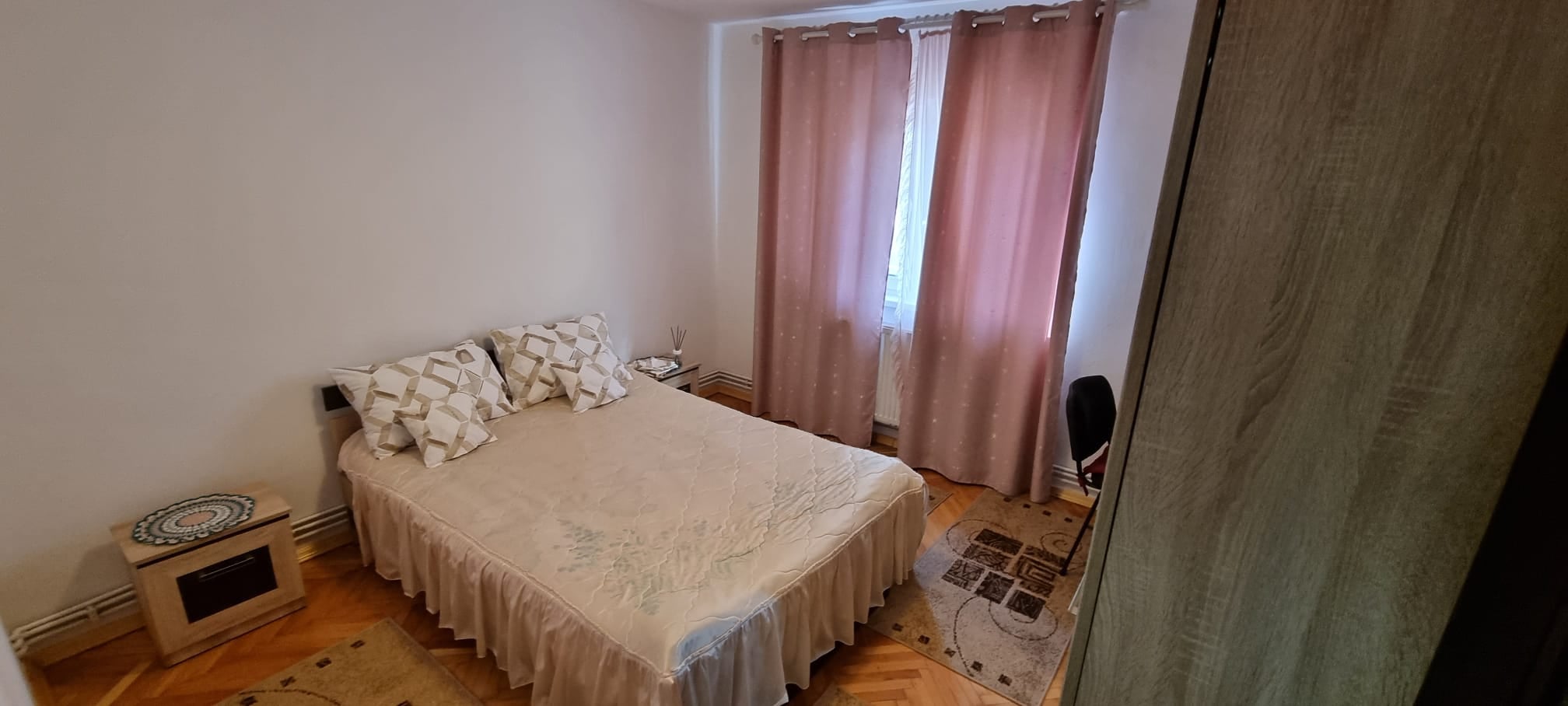 Dau în chirie apartament în Mărăști, Cluj-Napoca - 2