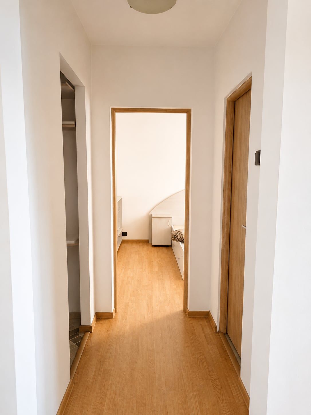 Astra - apartament cu 2 camere, zonă verde și liniștită. - 9