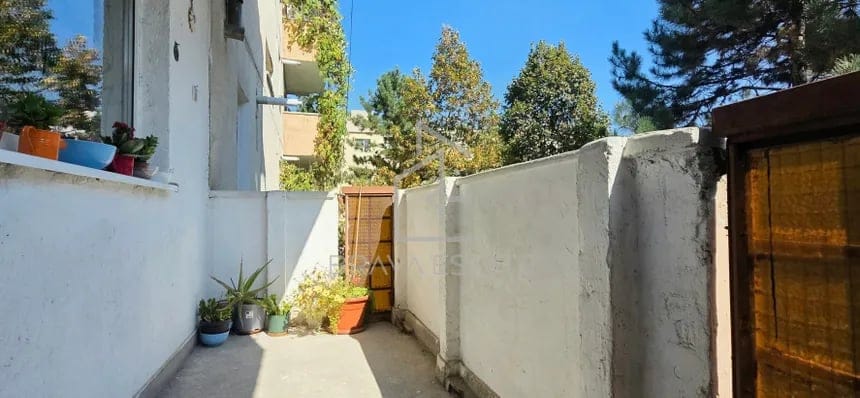 Apartament 4 camere, 2 băi, 2 balcoane, intermediar, zona Plopilor  - 13