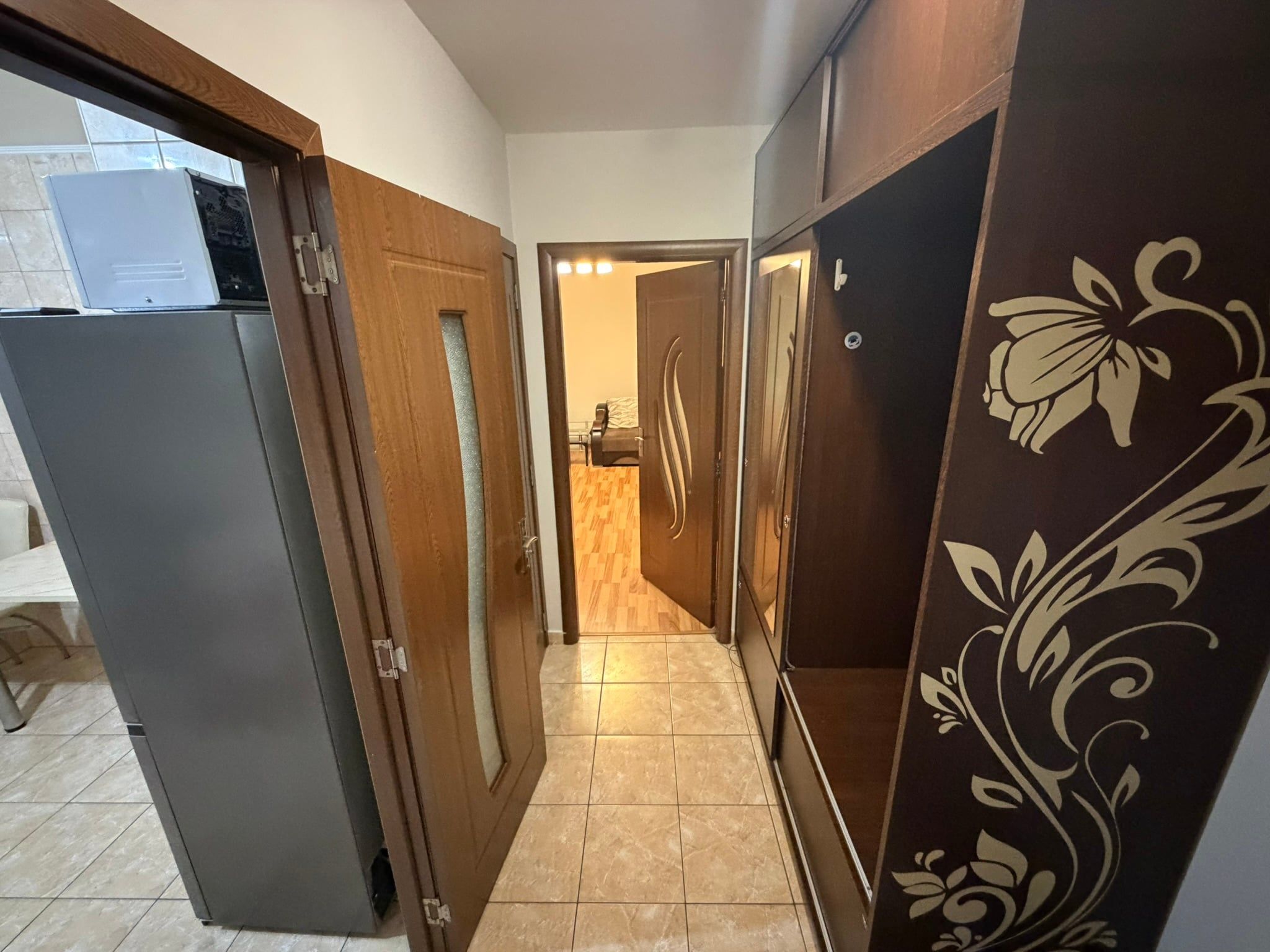 Proprietar | 3 camere | Renovat | Berceni | P-ta Covasna | Bloc 4 etaje reabilitat