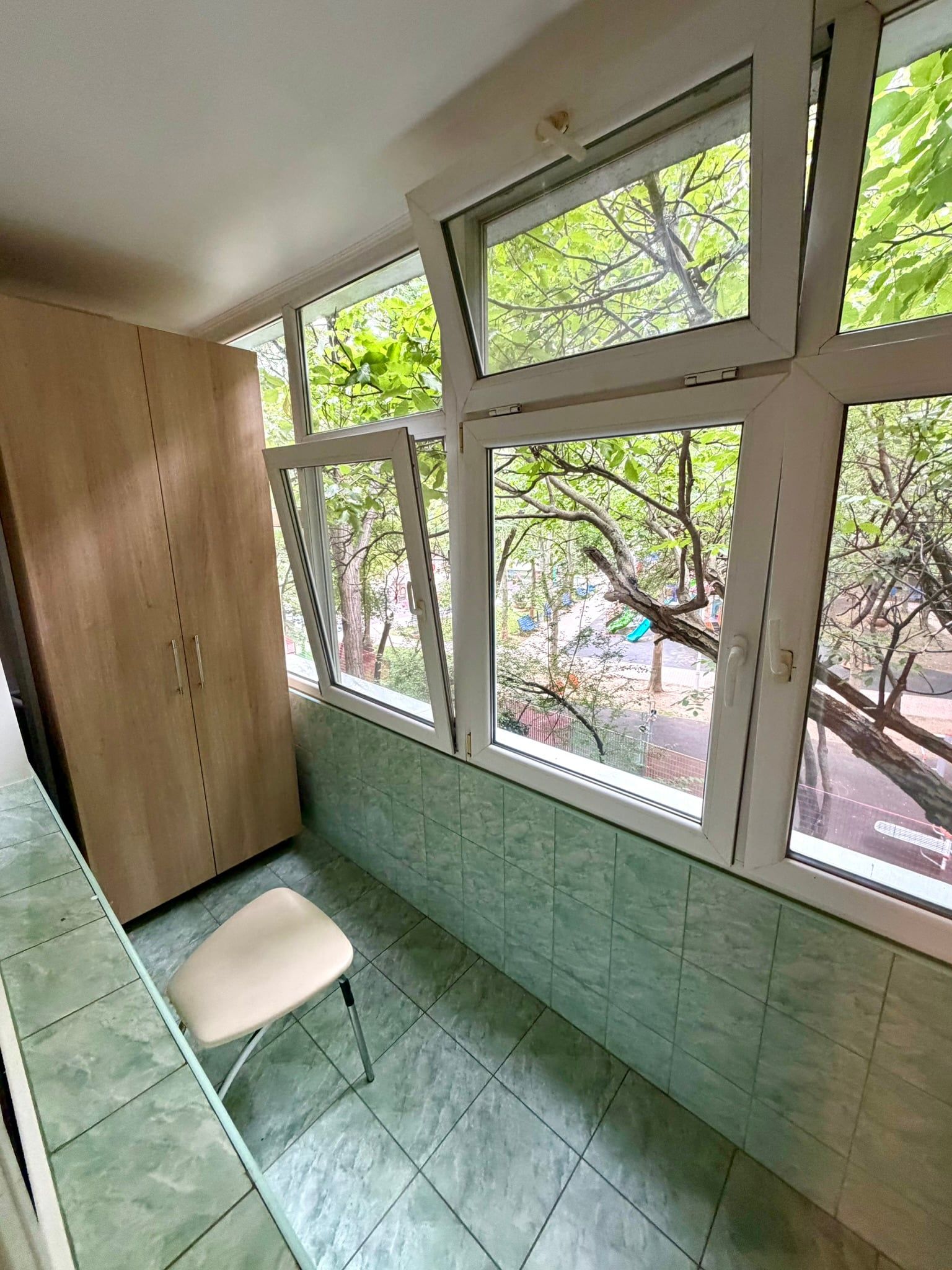 Proprietar | 3 camere | Renovat | Berceni | P-ta Covasna | Bloc 4 etaje reabilitat - 3